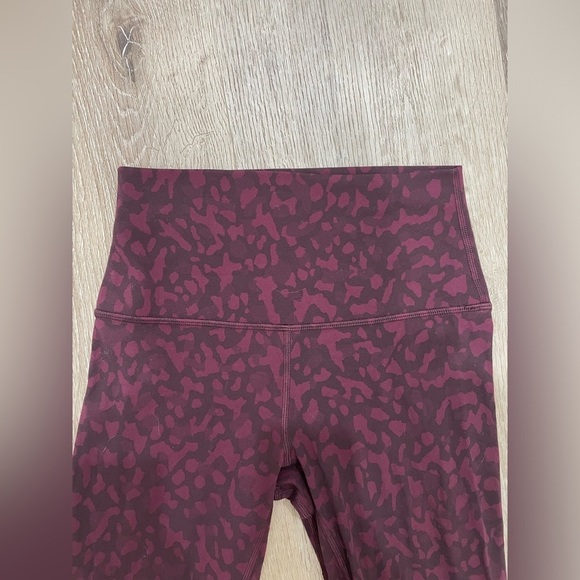 Lululemon Align High Rise Purple Leopard Leggings Cropped - Picture 6 of 8